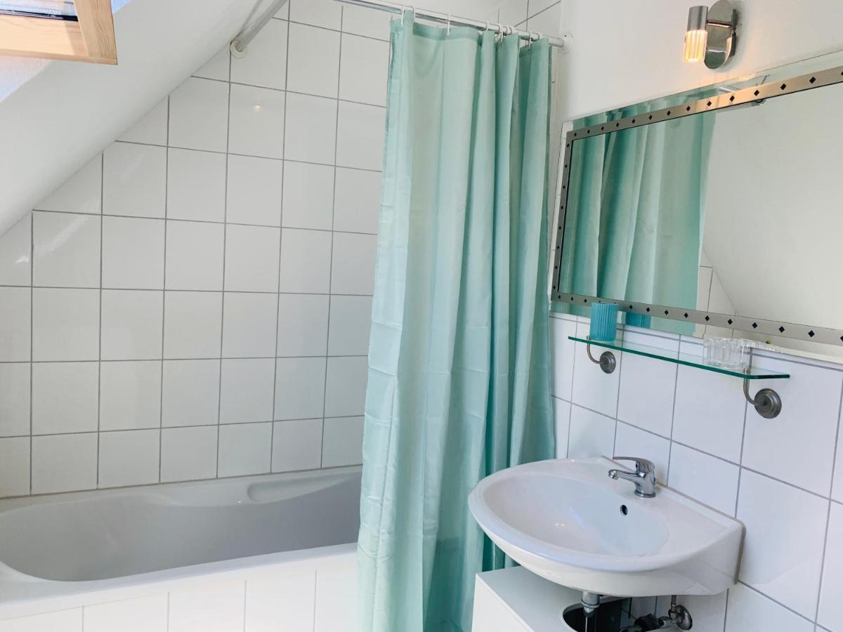 Ferienwohnung Liesel - Kuche, Bad, Wlan, 3 Schlafzimmer, Parkplatz Malterdingen Luaran gambar